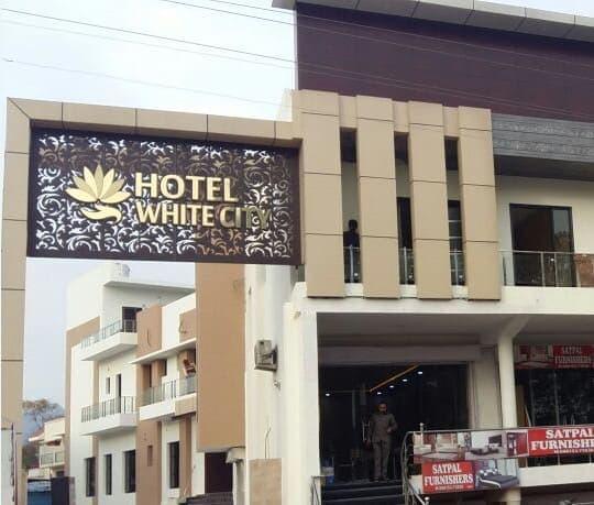 Oyo 30415 Hotel White City Anandpur  Zewnętrze zdjęcie