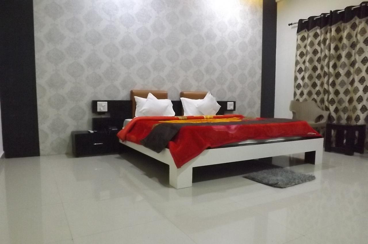Oyo 30415 Hotel White City Anandpur  Zewnętrze zdjęcie